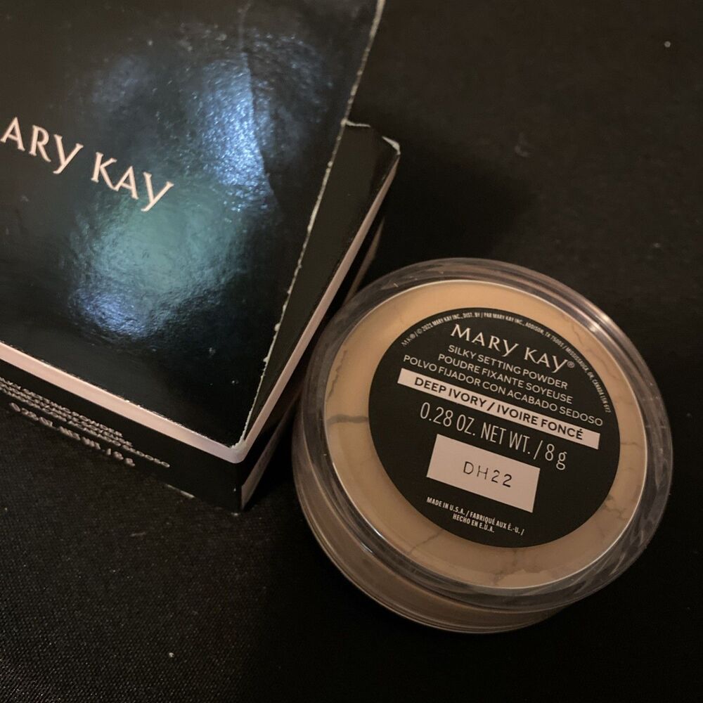 Mary Kay Silky Setting Powder Deep Ivory New In Box